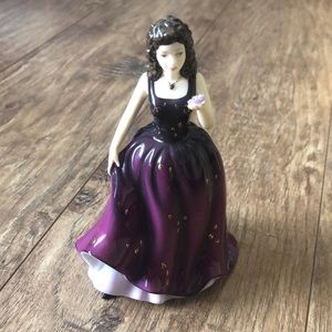 Royal doulton “happy memories” HN5579